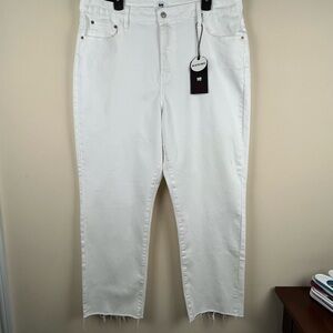 NWT I & M Black Label Sienna Straight High Rise White Jeans Size 18